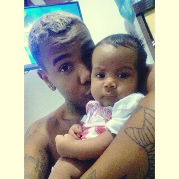 BDasM's tweet photo. A cara do papai 😍 @k_ploshmrv @McFluP http://t.co/8pt1EXkWhA