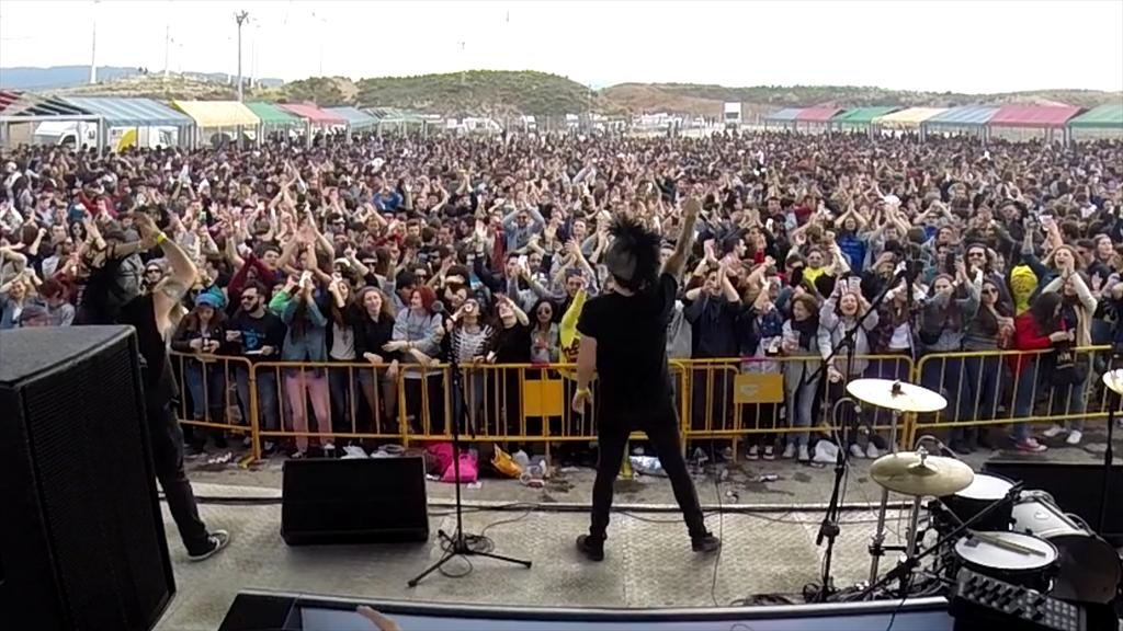 GOMADandMONSTER's tweet photo. SOIS LA POLLA! GRACIAS A VOSOTROS MONTAMOS LA MEJOR RAVE VIVIDA EN @DerechoFiestas 
MURCIANOS, GRACIAS!
#RAVEandROLL http://t.co/uFsYrHUKNW