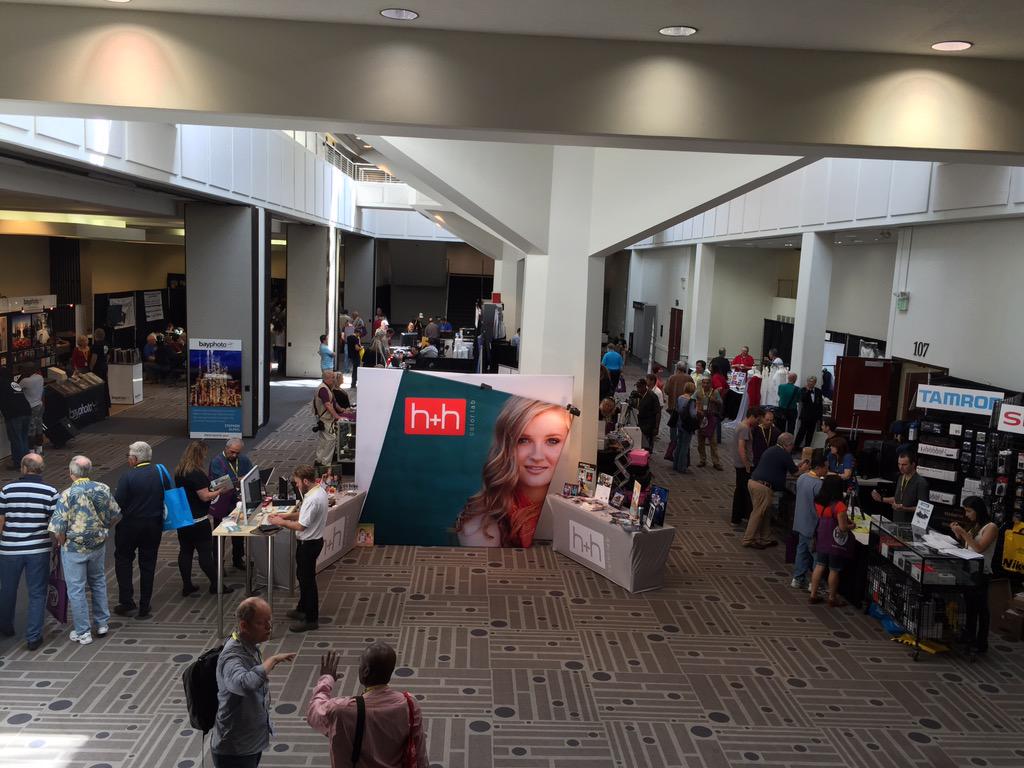 ProPhotogsCA's tweet image. Come visit our exhibitors at the Expo until 4pm today! #PPEC #prophotogsca