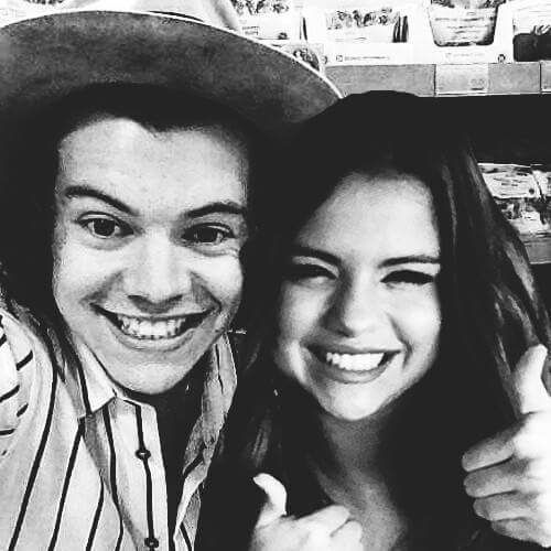 Selenatorslar's tweet image. #SelenatorshelpDirectioners