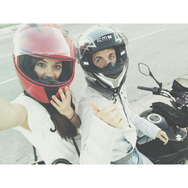CriisMorci's tweet photo. Tarde motera 🔝🔝🔝 @xampy11 http://t.co/aRygZ8jIAz