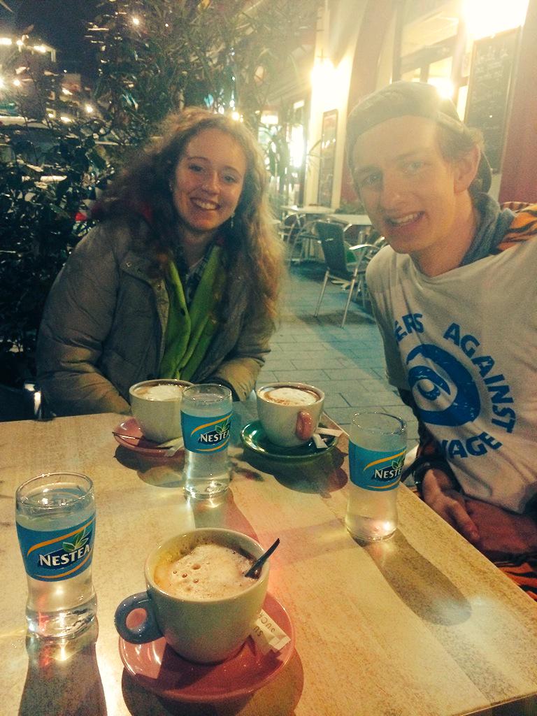 EmmaEw371's tweet photo. Well needed coffee http://t.co/dX9KdWk9j9