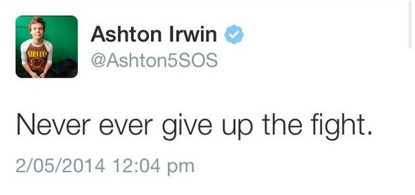 ashtondrug's tweet photo. #vote5sos #kca http://t.co/xheMMFAUen