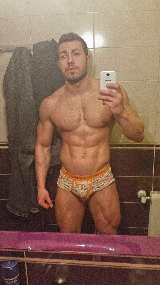 Peedritoooo's tweet image. Vuelvo a los mundos de twiter y asi esta el asunto!!! #fitness #fitnessmotivation #menphysique #fitnessmodel
