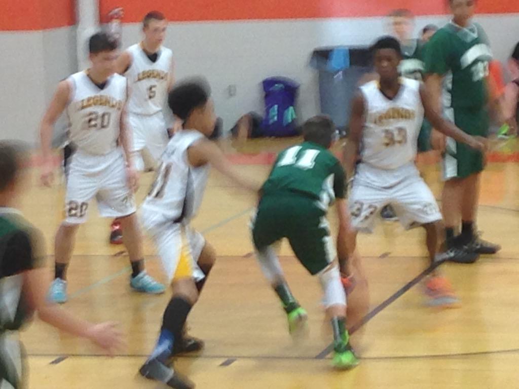 i_am_king_KY's tweet photo. Pigeon Forge Middle School #LegendsElite http://t.co/pYWAWUJnMl