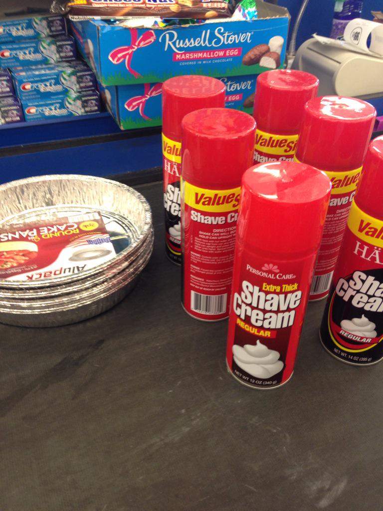 Spencer16Emily's tweet photo. โ ๏ธWho wants to throw shaving cream pie at Dlove?!? For only 50cents you can at the #nightlightrun โ ๏ธ http://t.co/h3f5MYaMRJ