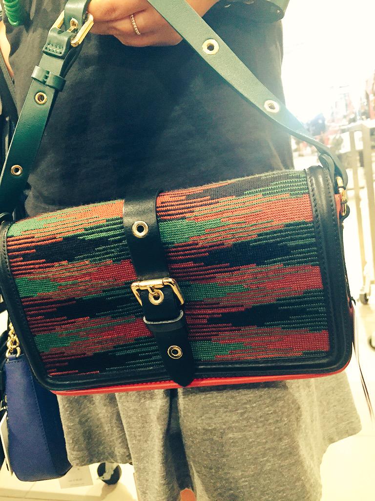 OFF5THAnaheim's tweet photo. First batch of #Missoni handbags in this year! 40% off this weekend ~ #Anaheim #Designer #salsoff5th http://t.co/O0lY3Pw2Qf