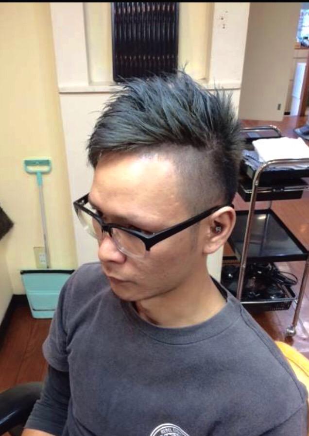 Chill Chair Tokyo Street Style Barber Chill S Style アシメ ツーブロ ソフモヒ Barber Hairsalon Hair Style Cut Menscut 髪型 短髪 美容室 メンズ専門店 高円寺 床屋 メンズカット Http T Co 9mltlyere3