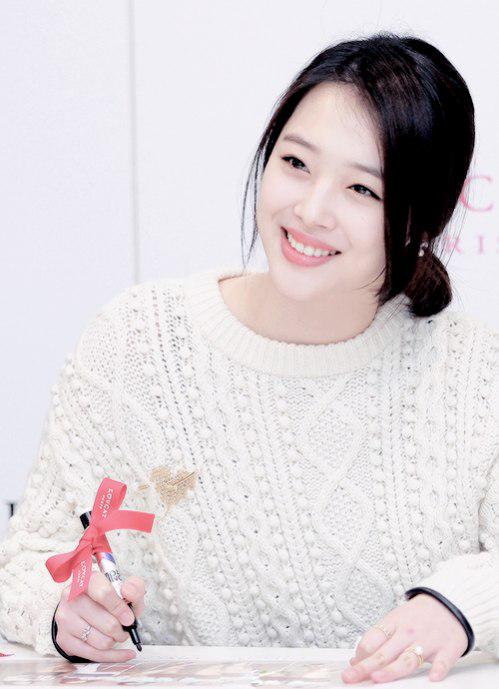 День рождения солли. Солли. Choi Sulli. FX Sulli.