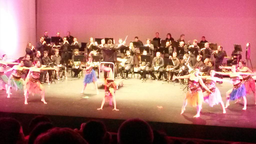 Gran concert del meu amic <a href="/pacopeperomeror/">paco pepe romero rio</a> amb la colla <a href="/elsvalerios/">Colla Els Valerios</a> . Enhorabona!!