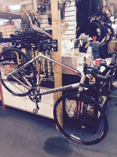 CarlZeilman's tweet image. Got a new toy. Looking forward to the warmer weather. @RideCannondale #Cannondale #RCubed