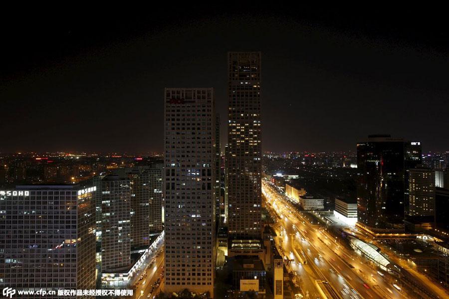 CGTNRadio's tweet image. #EarthHour2015 Campaign around the World  facebook.com/crienglish/pos…