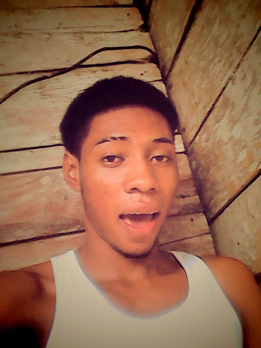 SyryJackson's tweet photo. Solo afro jack http://t.co/kU1GRCKdtP