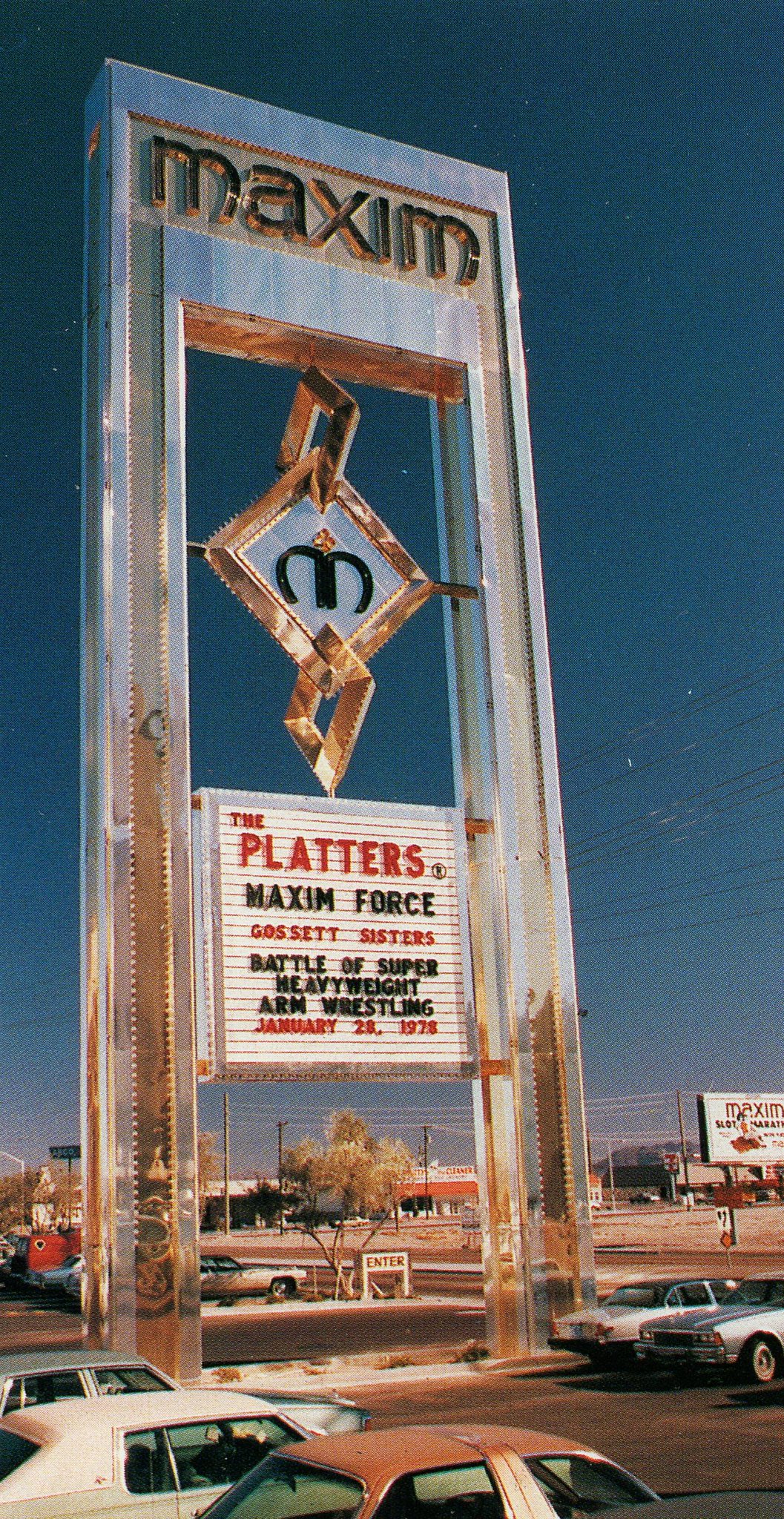 CBO5j73XEAAMEKo.jpg:large