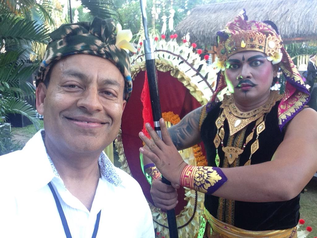 SandeepMathur's tweet photo. More culture #pmilim http://t.co/ZTNP7ciQ9X