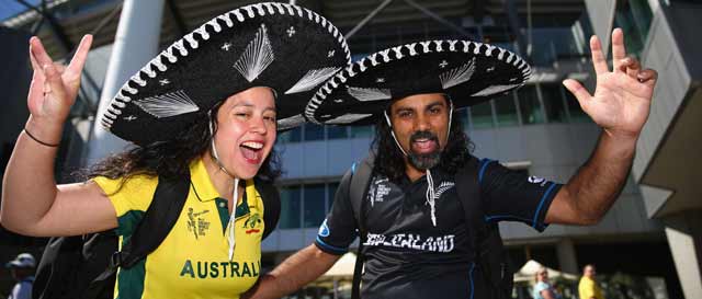 CricketNDTV's tweet photo. McCullum says MCG track looks 'outstanding.' Clarke says he would have batted 1st too http://t.co/oOpUfBVE0L #CWC15 http://t.co/JuOZF9dqQT