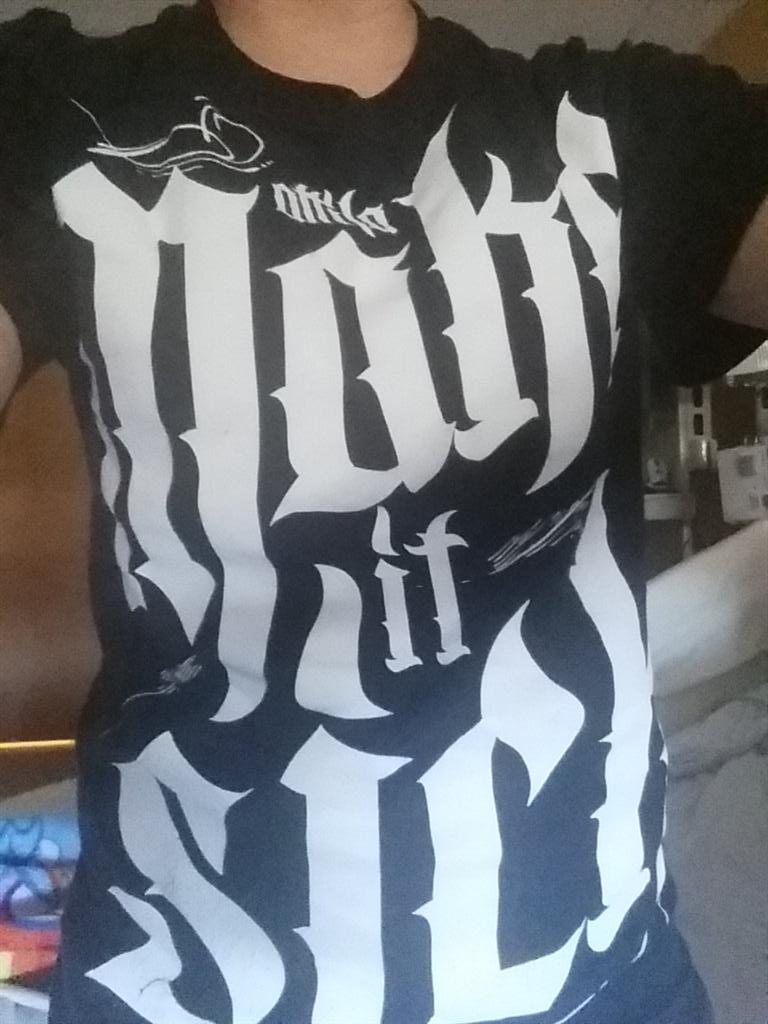 makeitsick24's tweet photo. @FRONZ1LLA @ATTILAga http://t.co/My1c49wal1