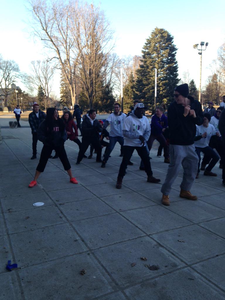 The crowd at <a href="/ABCampout/">ABCampout</a> is hot and hopping!   Having a great time pumping to Zumba beats and showing tight moves.