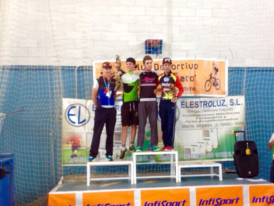 Después del emotivo homenaje de ayer, muuuuchos burrit@as hoy en Valverde enhorabuena a todos y en especial al caniho