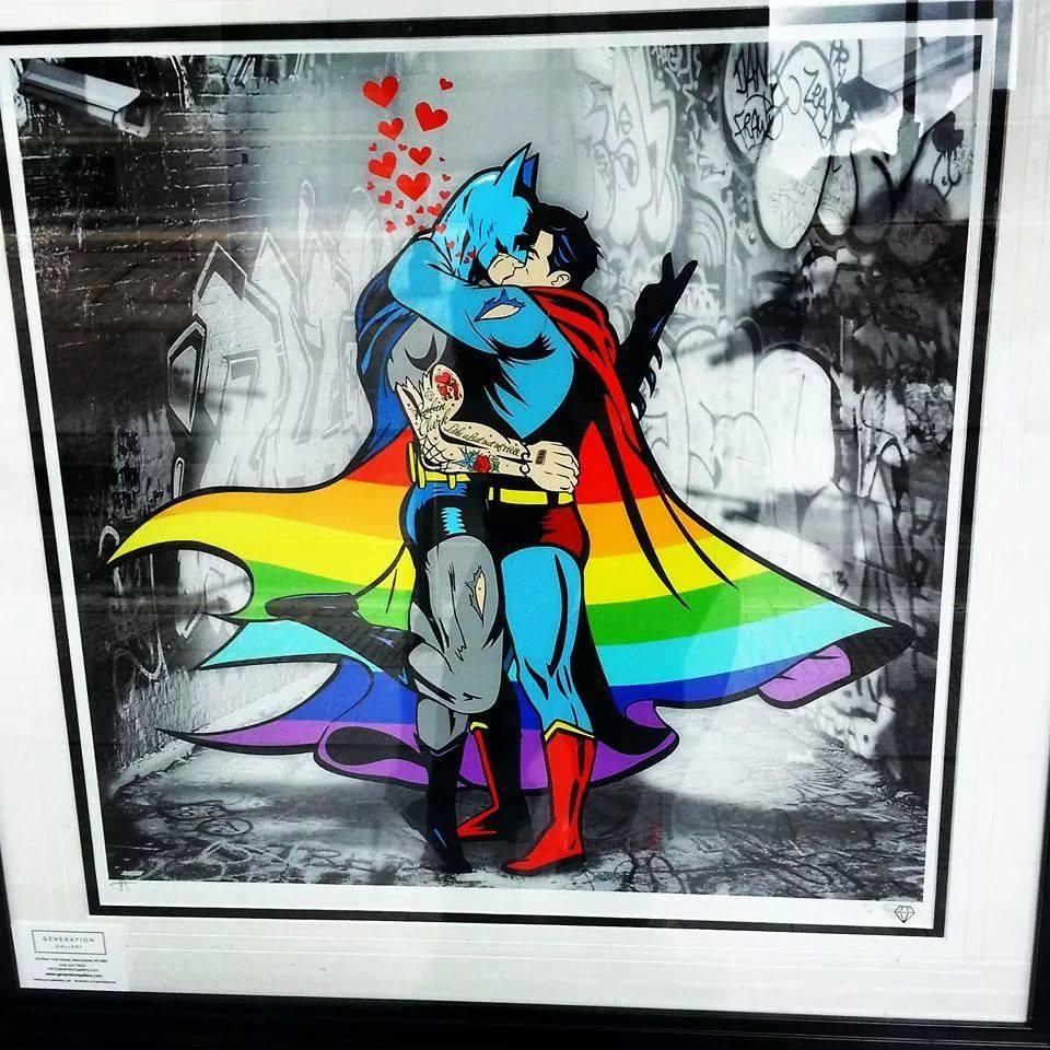 SuperGuyD's tweet photo. Amor de #superheroes http://t.co/82HGKnii4a