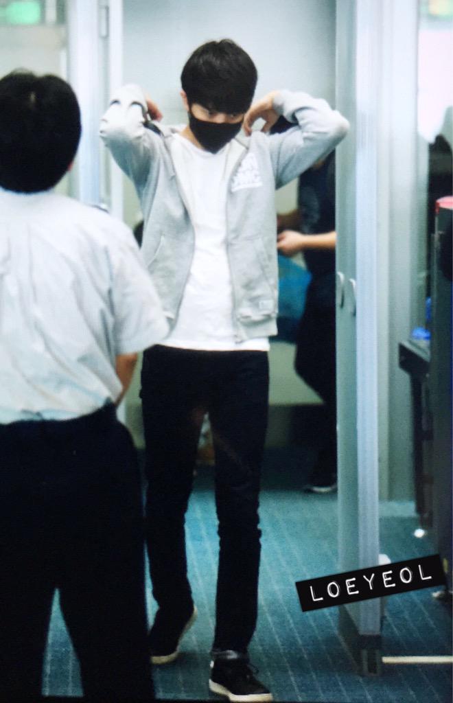 CBOLwzgUQAE2Qf3.jpg:large