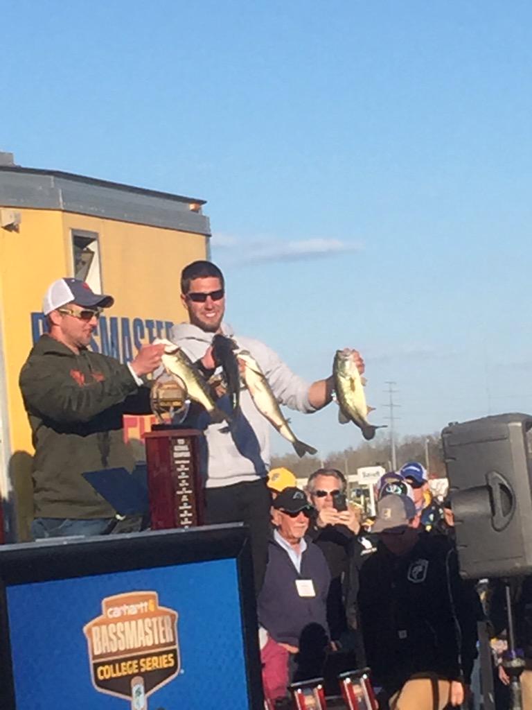 ElizabethNeary's tweet photo. @ANearyFishing and Frazier are @Carhartt @BASS_nation Est Reg College Champs @@WCU @MeFagan http://t.co/0ajJArhlAS