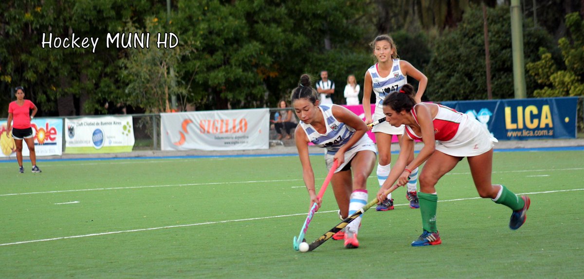 HockeyMUNIHD's tweet photo. #M15D #01R03F Ciudad 6A(1) Vs Italiano 6A(2) @lasexta2015 @sextAitaliano @valengarraffo http://t.co/PXahKFime9