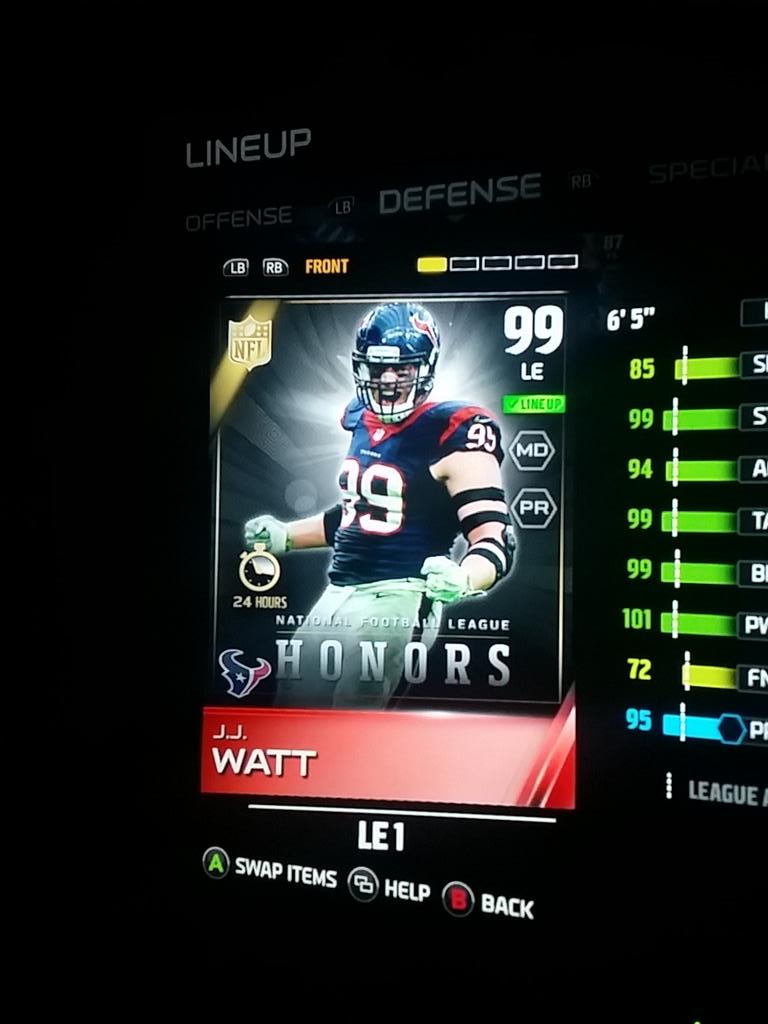 KOOP3R13's tweet photo. Next up honors jj Rt and follow me and @MrPopertin and @mutcloud for a chance to win Giveaway ends at 350Rt's http://t.co/rP9wNW8muf