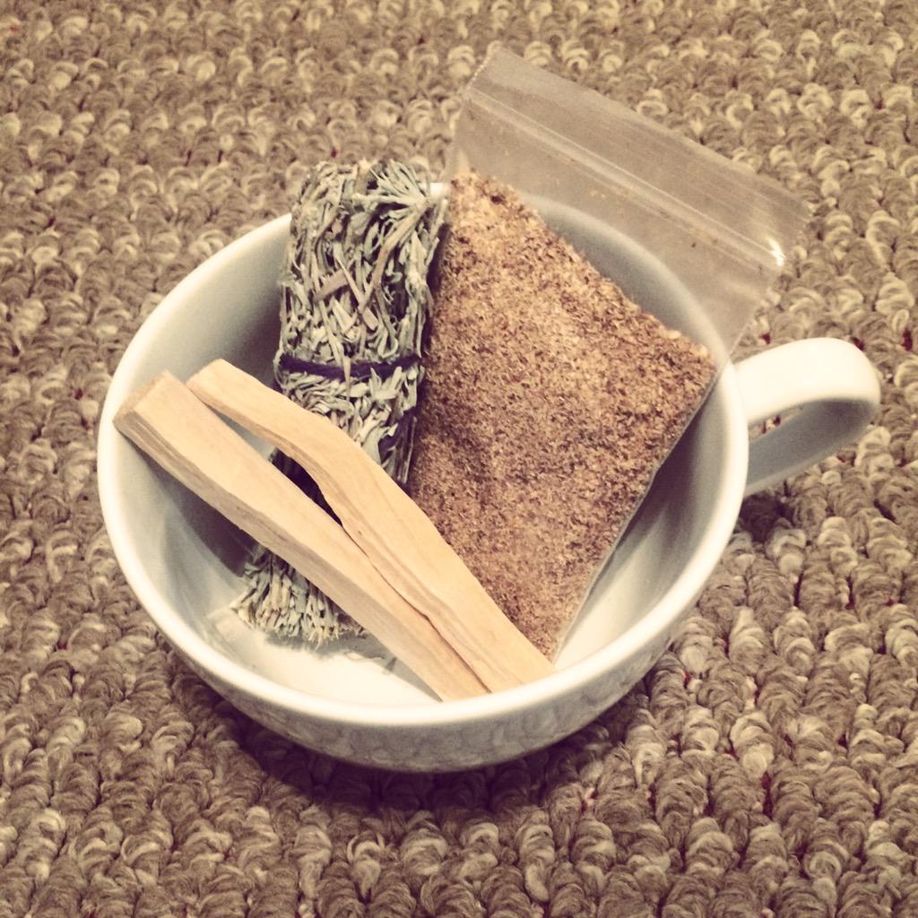 GamselGaming's tweet photo. Ready to smudge the negativity out of the house!! http://t.co/oo38IQ2uff