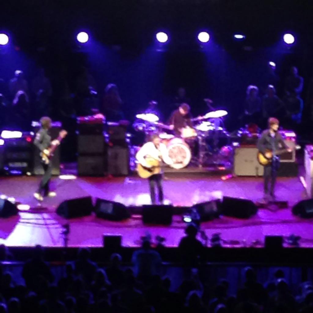 simrangarcha_'s tweet photo. AMAZING NIGHT 🎉👏 @NoelGallagher #RoyalAlbertHall #teenagecancergigs #boxtickets http://t.co/p7ao5AZrs0