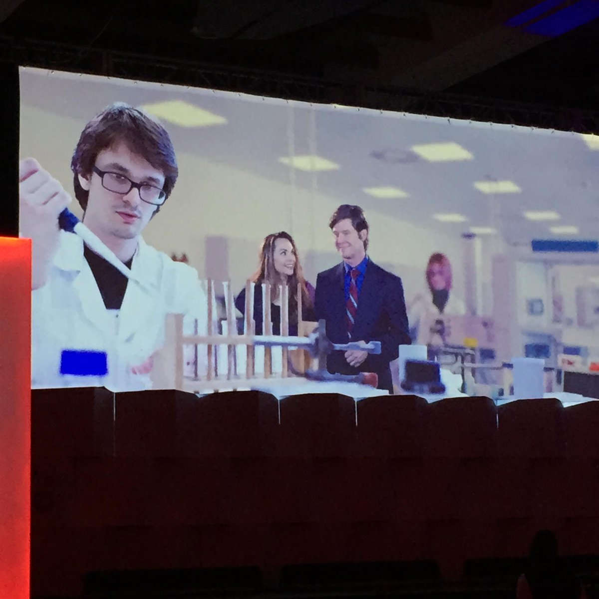 RegOneHealthFDN's tweet photo. Thanks @prodigiarts for the amazing video showing how your gifts bring medical advancements of tmrrw to the Mid-South http://t.co/udTnG9Ko9F