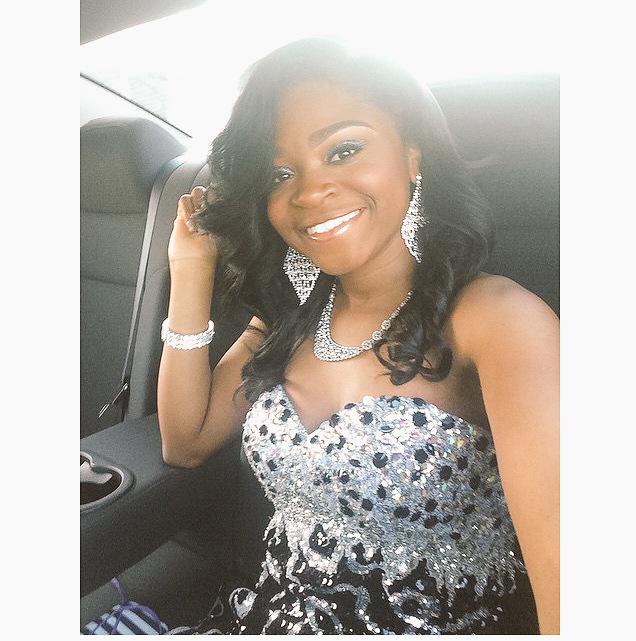 destiny26899's tweet photo. Y'all my susss is killing it for prom🔥❤️ who badder than jasmine lashay!😍 http://t.co/whNmaPmMkl