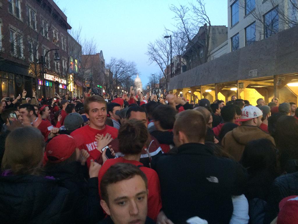 UWBadgers's tweet image. #Badgers RT @news3leah: SO MUCH AWESOME ON STATE ST #Final4bound