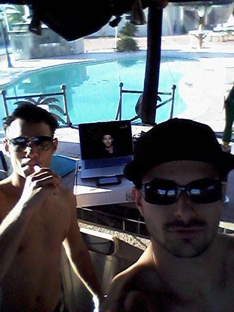 DevilsDrumsDEE's tweet photo. #UltraLIVE2015 #ultralive Viewing from Las Vegas Nevada!!! #Cubanbrothers Martin Garrix #destroyed That is all http://t.co/3i8s3hA0Tn