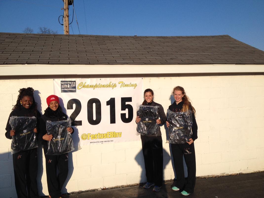 FestusEBInv's tweet photo. 4x400 champs! lee summit north Jenny Krause, Lexi Rampetsreiter, Rhema Taylor, Aliyah Hakim http://t.co/edhphlmMUA