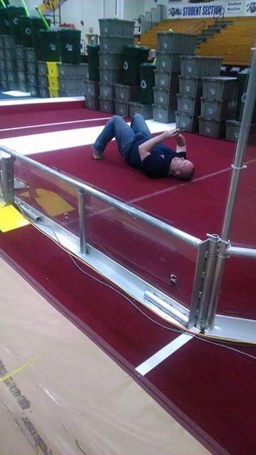 FIRSTMOE365's tweet photo. #dearFTA #omgrobots #frcUD basking on the luxurious field carpet after a long-day of unknown fame @FRCpranks http://t.co/ctpcRUvxVD