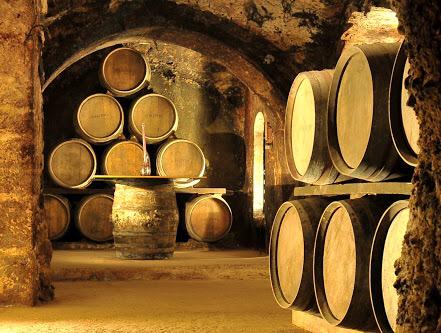 ConsuladoEspMel's tweet photo. 17 bodegas españolas entre las 100 mejores del mundo http://t.co/08cTfI2JQd @MundoSpanish @MarcaEspana http://t.co/5J09H0qzMp