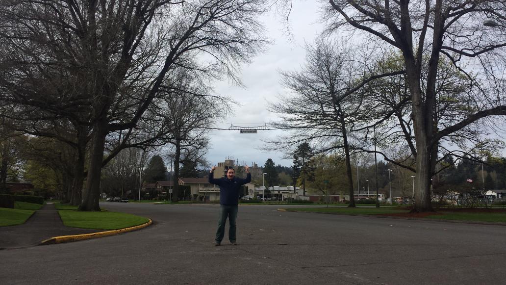 Political Director <a href="/EliseoJJuarez/">EJ Juárez</a> pointing up to the world famous Nutty Narrows (Squirrel) Bridge! # Longview