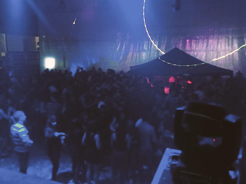 Fransanchez30's tweet photo. Esto es @Balazotefest con @manu_vulcano ✌️ http://t.co/MTTFpiY5zD