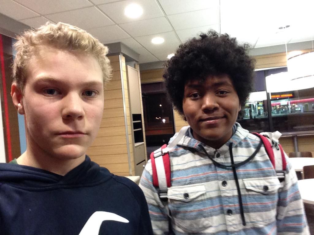 RyanCox00_'s tweet photo. Met my idol today @DruFerreira http://t.co/ZMesOjyisJ