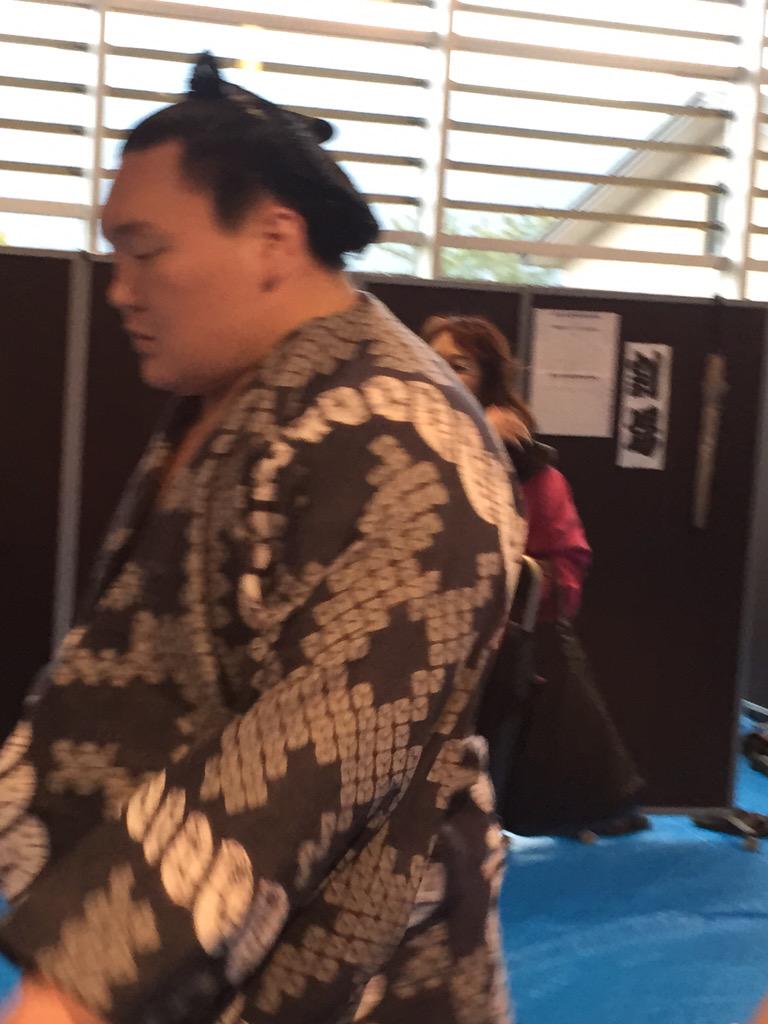 白鵬  生で見たの初めて(o^^o)