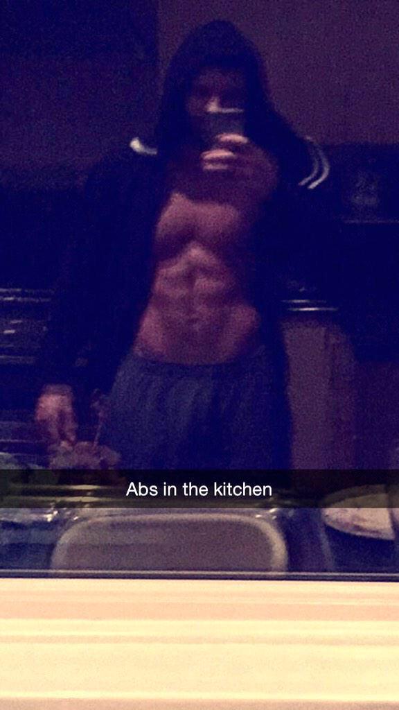 MaxDeedsFans's tweet photo. sexy Snapchats of @max_deeds continue! Who wouldn't like this in their kitchen. 🔥🔥#prayforhisuser #nodoubtheisthebest http://t.co/Y7yOvgEcZH