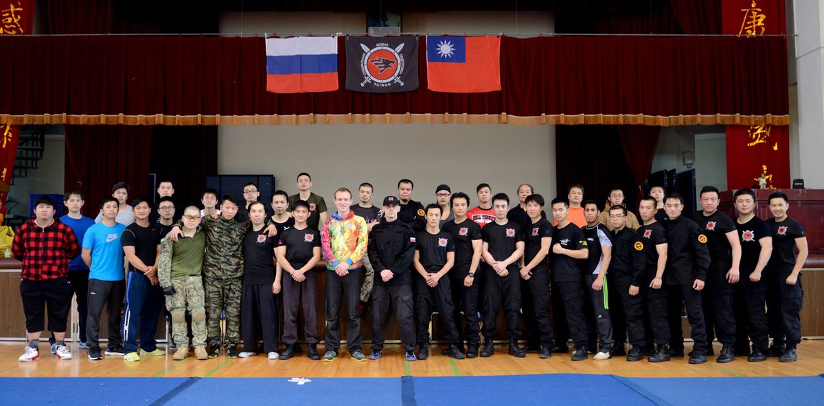 viktoriy5555555's tweet photo. 14 -16 MARCH MCBSP "WOLF" HELD A SEMINAR ON TAIWAN . THE SEMINAR WAS ATTENDED BY INSTRUCTOR FOR POLICE , SWAT UNITS http://t.co/RvRgq9pLwp