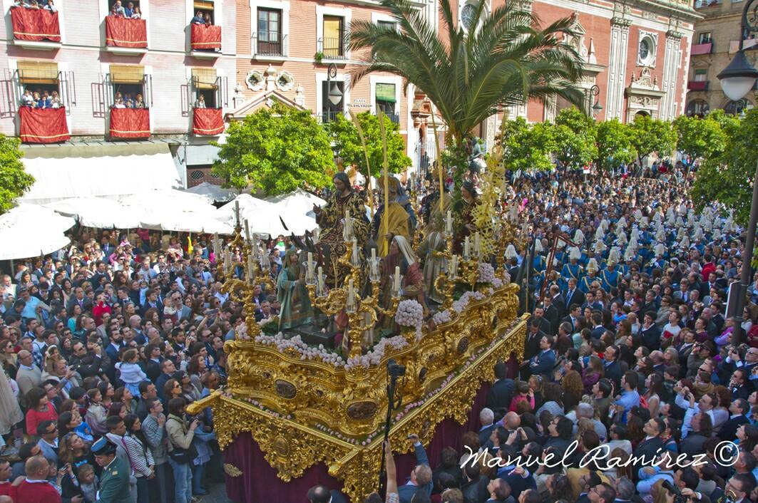 Ramirezfotograf's tweet photo. Ya es Domingo de Ramos @Fernan_Carrasco @pepegomezpalas @ArtesacroT @MP7ElCorreo @M_J_Fernandez @pasionensevilla http://t.co/rTqhXsrIK1