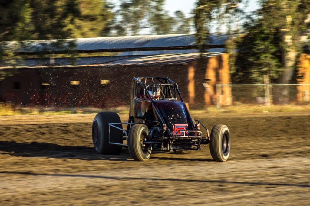 Sprint Car Porn tweet media