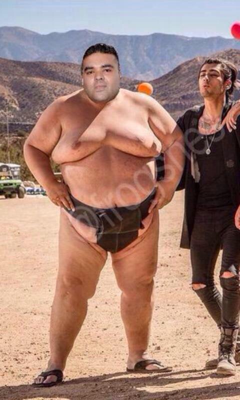 "What happens when you mess with the 1D Fandom"

WE MAKE YOU REGRET YOUR ENTIRE EXISTENCE LMAO
#NaughtyBoyDontEatZayn