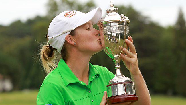ImpactEliteGolf's tweet photo. @natalie_gulbis promoting Asian golf with player sponsorship. Can you put us in touch with any players? http://t.co/uEqiNhgdhr