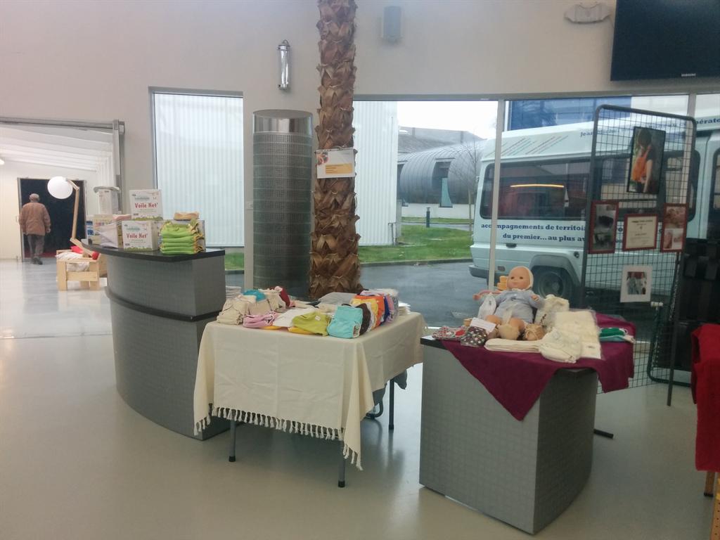 En place au #forumparentalité à la Rotonde à Brezillet, en parallèle de la #braderie jumeaux et plus