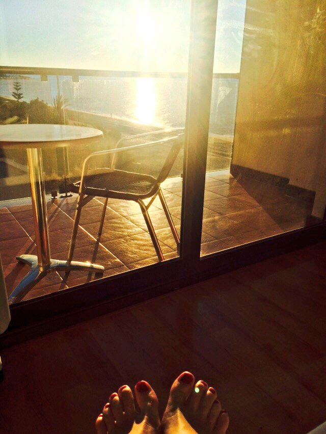 ItziarRuizP's tweet photo. Así nos amanece hoy a @RamonSFdez y a mí #asísi http://t.co/3SKkhGG10w
