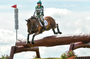 Nolan_Paul's tweet photo. .@SarahEnnisEvent second at Burgham, six Irish in top ten – From @TeamIRLEq 
http://t.co/9HC6gaxz8W http://t.co/wRO2qPEydE
